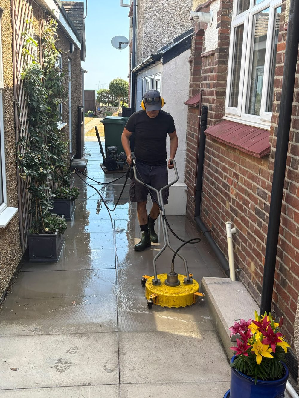Pressure washing a side passage with a surface cleaner